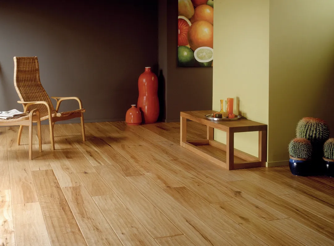Solidfloor Originals Sahara Oak 5/8-in T x 7-1/2-in W Distressed Engineered Hardwood Flooring ( 31.086-sq ft / Carton ), photo 2 of 7