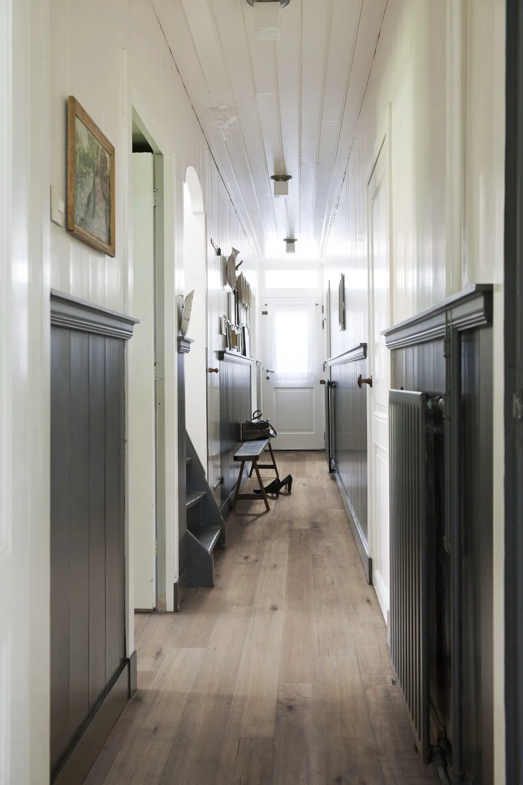 Solidfloor Originals Vermont Oak 5/8-in T x 7-1/2-in W Distressed Engineered Hardwood Flooring ( 23.306-sq ft / Carton ), photo 3 of 8