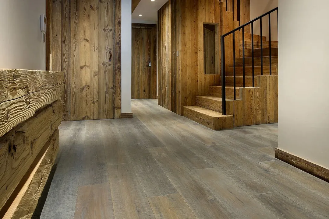 Solidfloor Originals Vermont Oak 5/8-in T x 7-1/2-in W Distressed Engineered Hardwood Flooring ( 23.306-sq ft / Carton ), photo 5 of 8