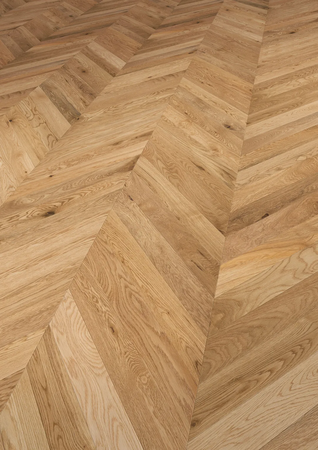 Solidfloor Specials Windsor Chevron Oak 9/16-in T x 3-17/32-in W Wirebrushed Engineered Hardwood Flooring ( 7.316-sq ft / Carton ), photo 7 of 8