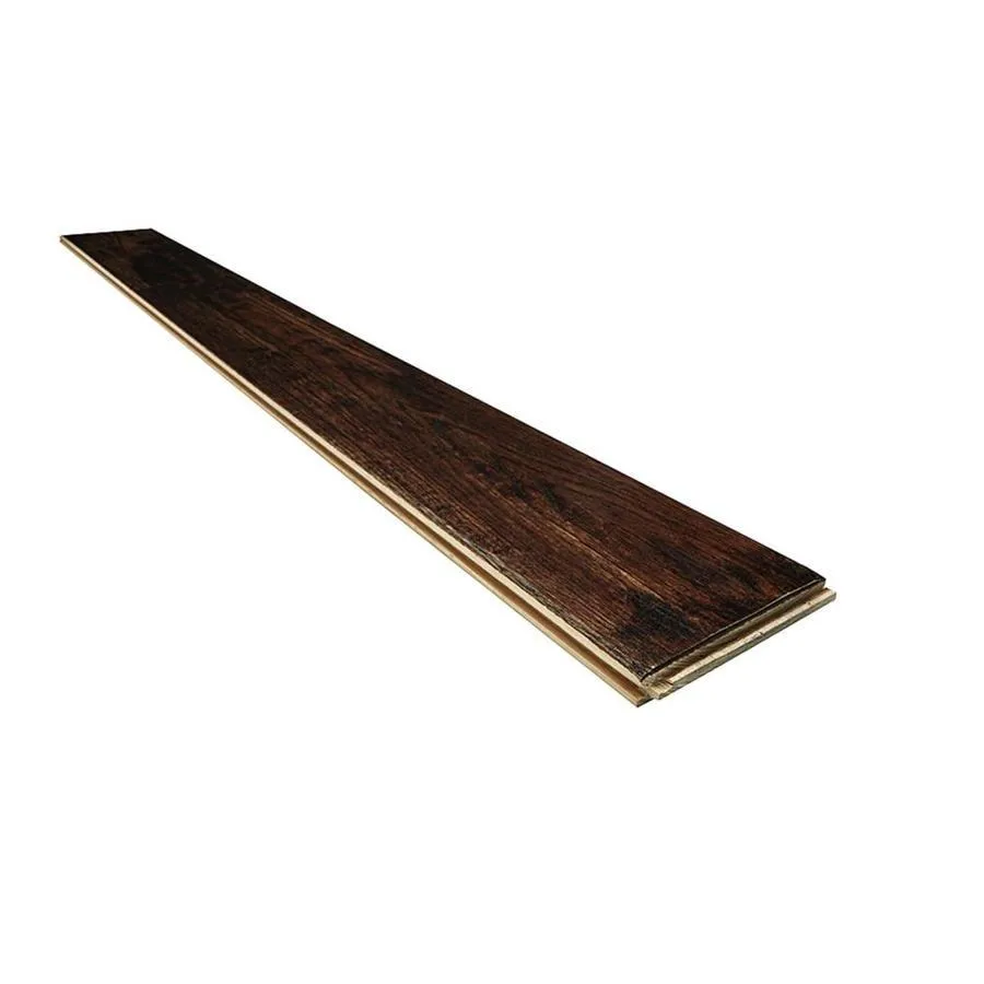 Bruce America's Best Choice Prefinished Mountain Grove Hickory Handscraped 3/4-in Solid Hardwood Flooring Sample, photo 3 of 4
