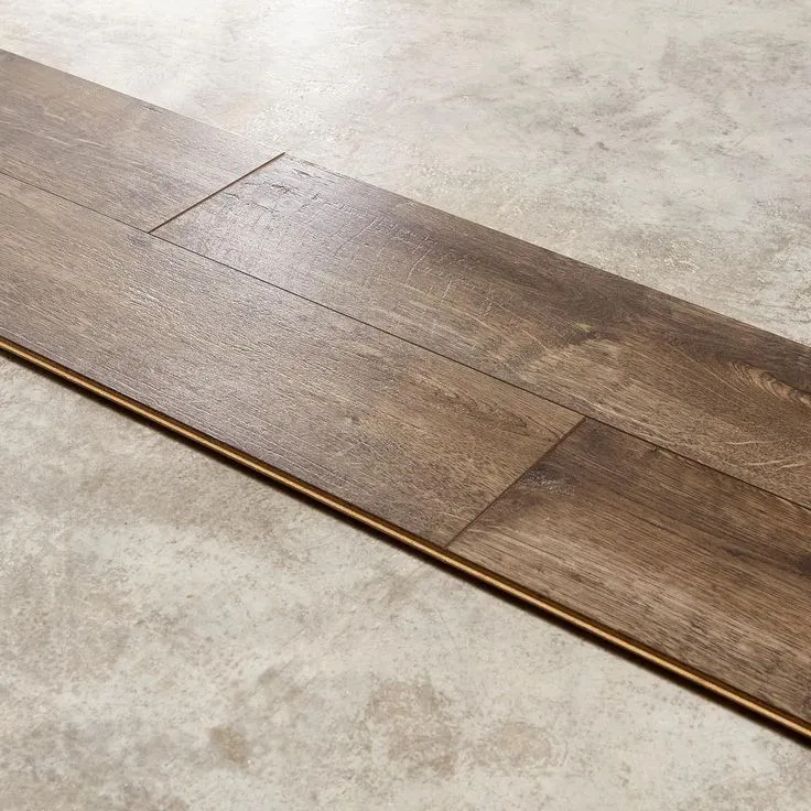 Home Decorators Collection Fincrest Brown Oak 12 mm Thick x 6-1/16 in. Wide x 50-2/3 in. Length Laminate Flooring (682.8 sq. ft. / pallet), photo 20 of 24