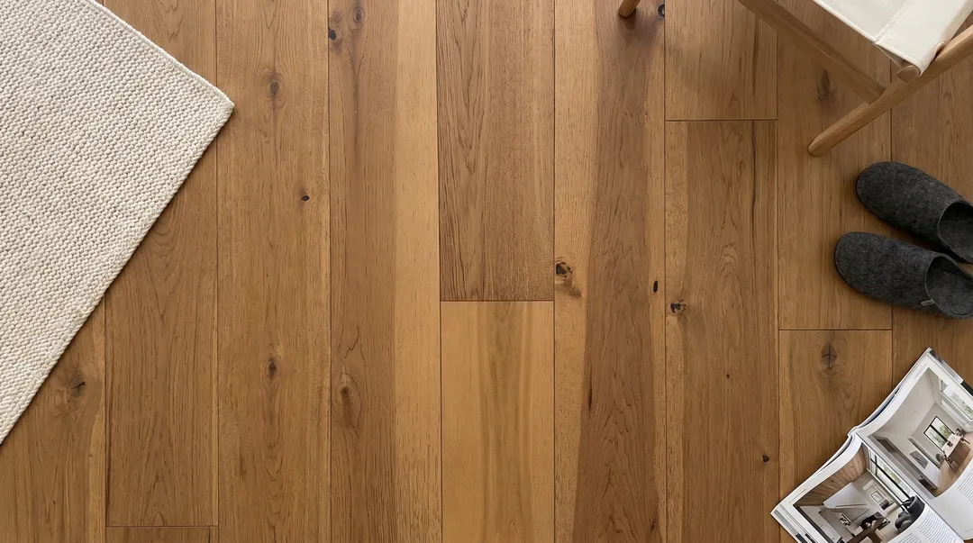 allen + roth CENTURY FLOORING Sugar Hickory 1/2-in T x 7-3/8-in W Smooth/Traditional Engineered Hardwood Flooring ( 28.06-sq ft / Carton ), photo 2 of 3