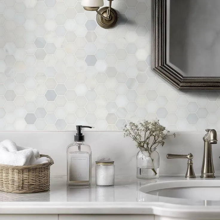 MSI Greecian White Hexagon 12 in. x 11.75 in. x 10mm Polished Marble Mesh-Mounted Mosaic Tile (9.8 sq. ft. / case), photo 7 of 8