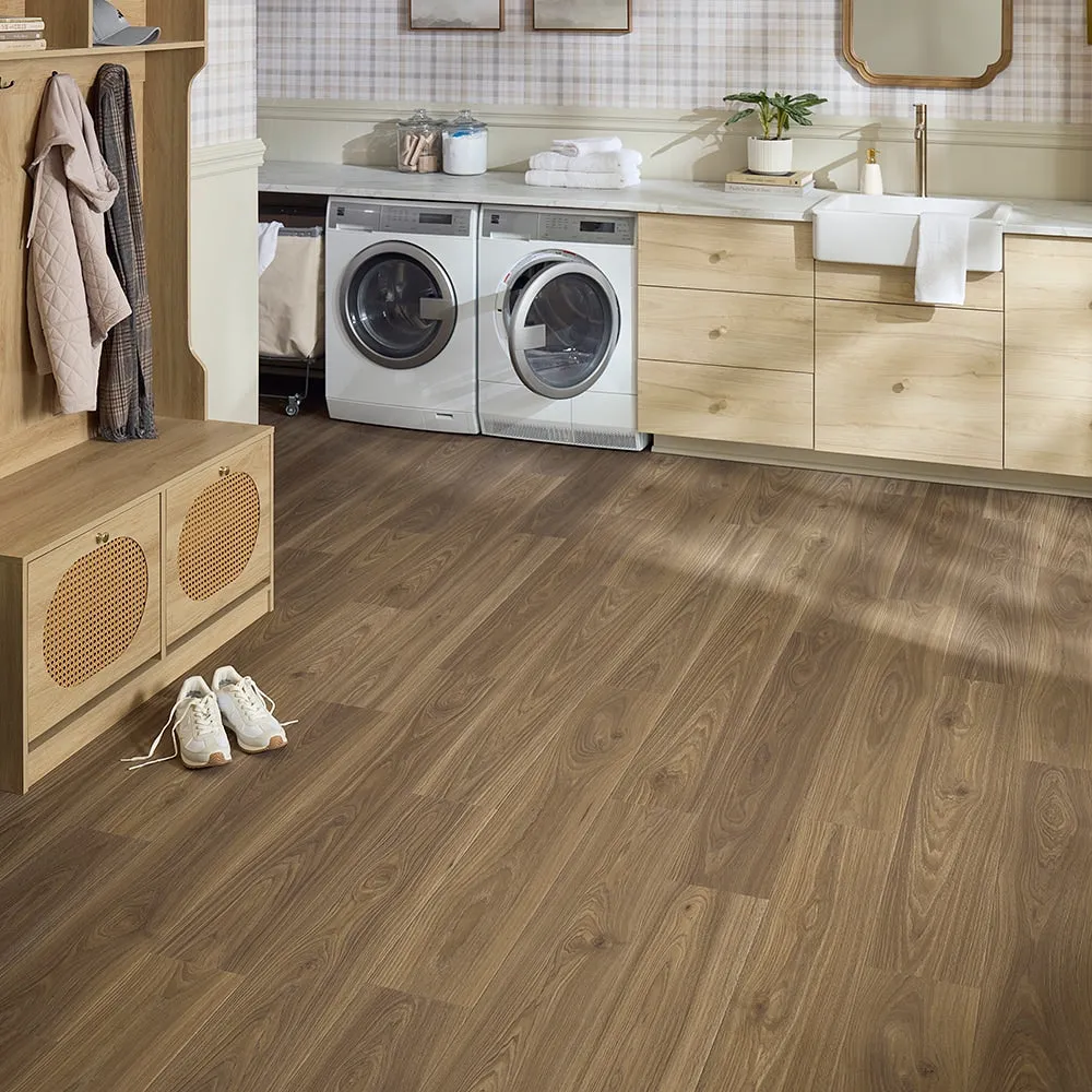 Pergo Pro+ with WetProtect 10-mm 7.48-in W x 47.24-in L Waterproof Floating / click-lock Laminate Flooring, photo 15 of 40