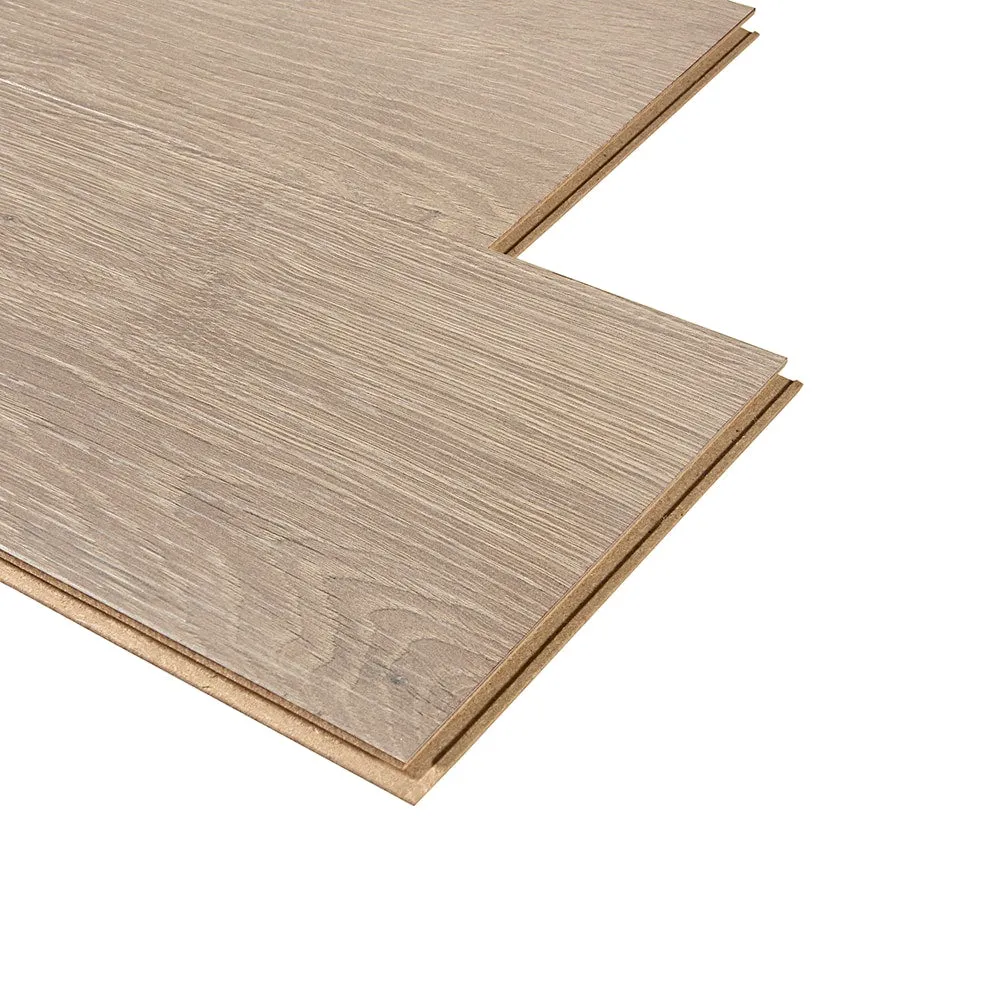 Pergo Pergo Pro with WetProtect Mapleford Oak 12-mm T x 6-in W x 47-1/4-in L Waterproof Laminate Wood Flooring ( 22.17-sq ft / Carton ), photo 7 of 10