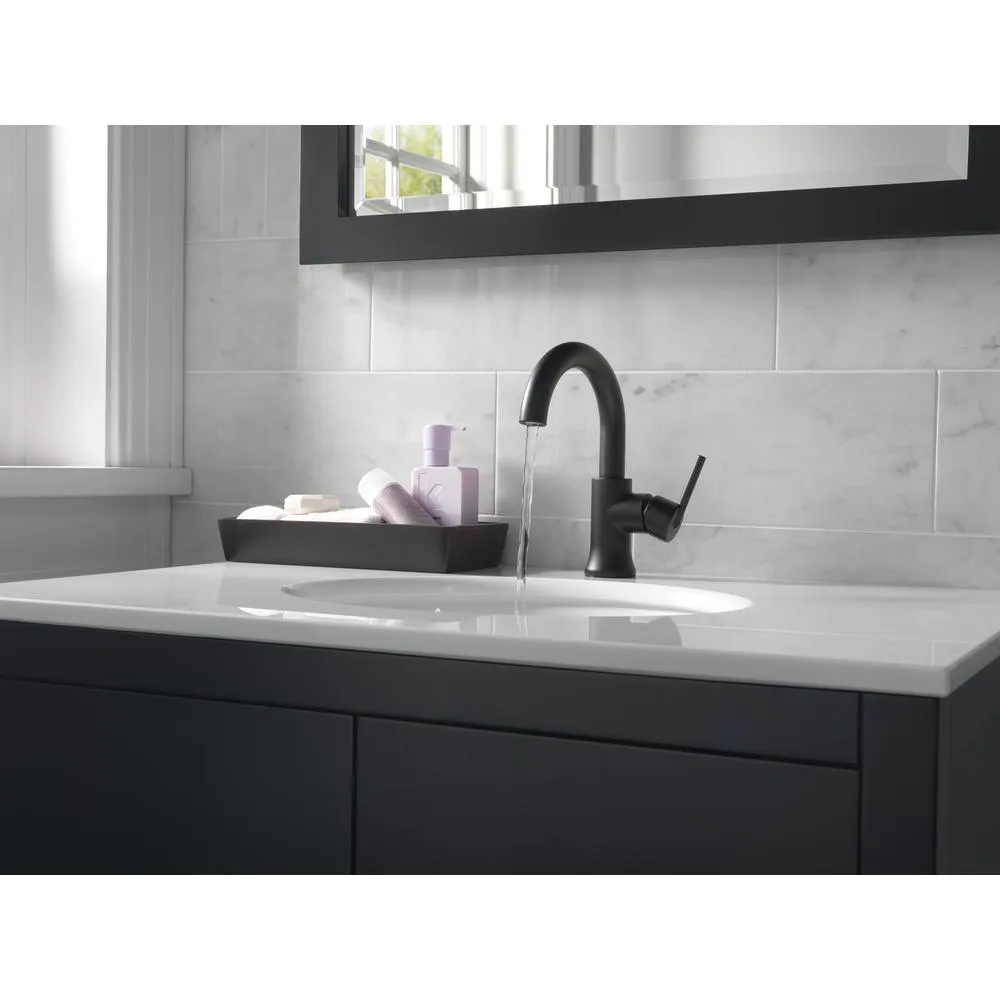 Trinsic Single Hole Single-Handle Bathroom Faucet with Metal Drain Assembly in Matte Black, photo 2 of 10