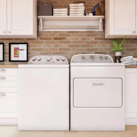 7-cu ft Hamper Door Steam Cycle Gas Dryer (White)