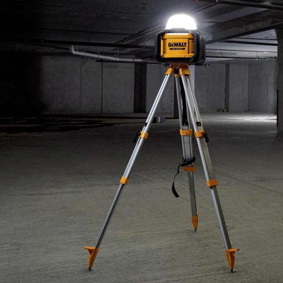 DEWALT 5000-Lumen LED Rechargeable Portable Work Light, photo 7 of 19