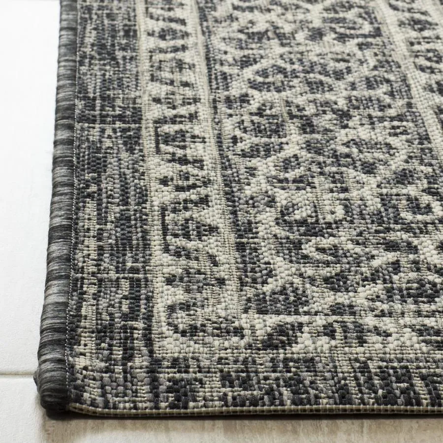 Safavieh Courtyard Napa 4 x 6 Light Gray/Black Indoor/Outdoor Floral/Botanical Coastal Area Rug, photo 2 of 4
