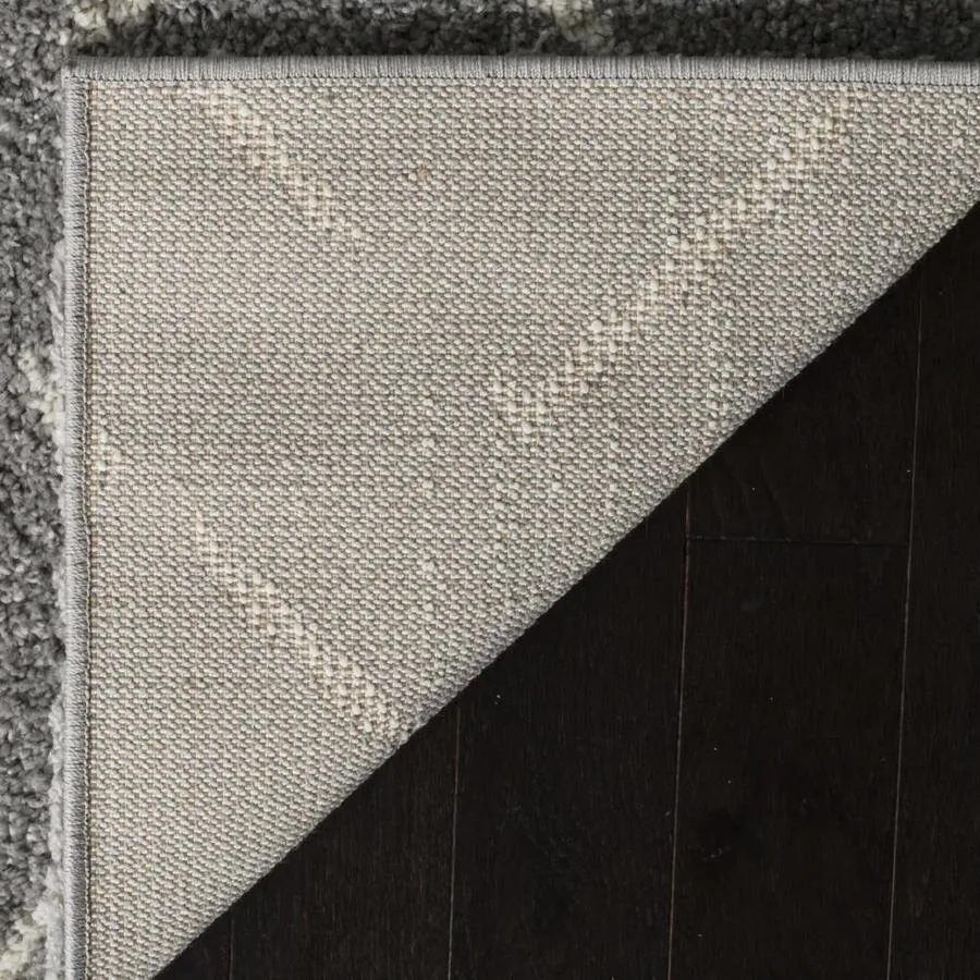 Safavieh Arizona Myra Shag 5 x 5 Gray/Ivory Round Indoor Trellis Moroccan Area Rug, photo 3 of 4