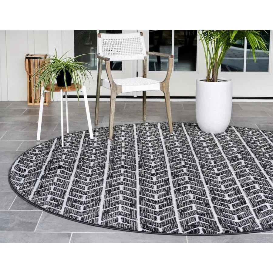 Unique Loom Aston Sabrina Soto Outdoor 8 x 8 Black Round Indoor/Outdoor Geometric French Country Area Rug, photo 2 of 7