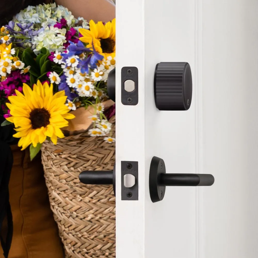 August Wi-Fi Smart Lock Matte Black Single Cylinder Deadbolt Replacement, photo 2 of 10