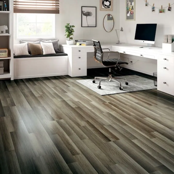 Style Selections Aged Gray Oak 8-mm T x 7-in W x 50-in L Wood Plank Laminate Flooring (21.44-sq ft / Carton), photo 7 of 9