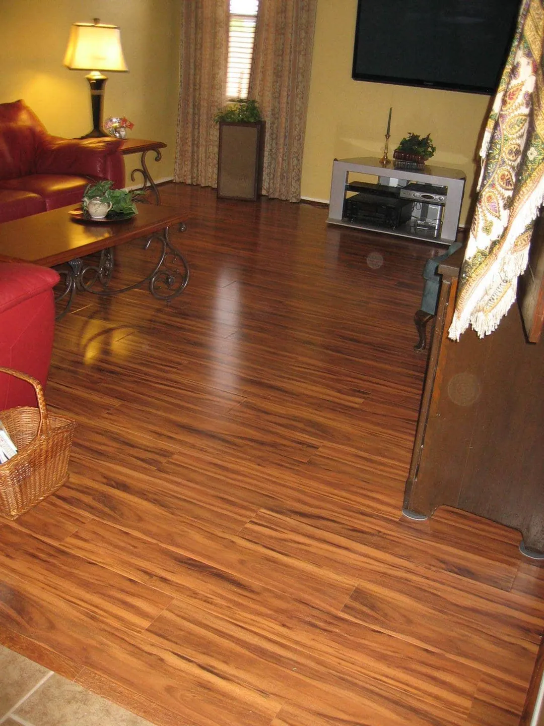 BuildDirect Siberian Tigerwood 12mm 48" X 6.62" Laminate Flooring (21.963sq. ft. per box), photo 8 of 10