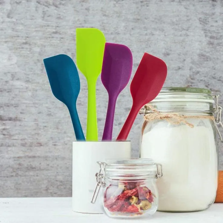 Premium Silicone BPA-Free Spatula, Stainless Steel Core, 500°F Heat-Resistant, Non-Stick, Dishwasher Safe (Set of 4), photo 7 of 8