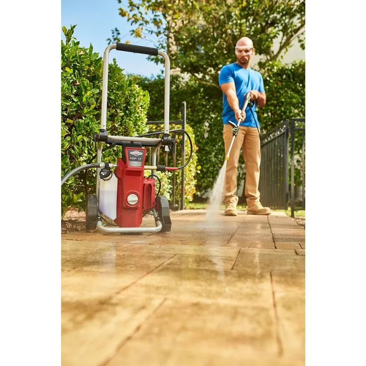 Briggs & Stratton 2000 PSI 1.2 GPM Electric Pressure Washer with Induction Motor and Tubular Steel Frame, photo 6 of 11
