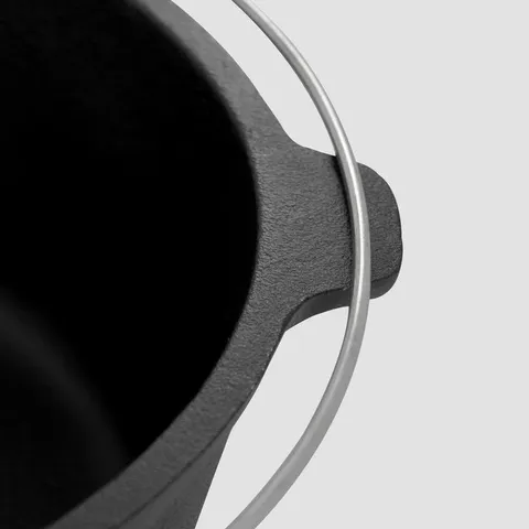 6 qt. Round Cast Iron Dutch Oven in Black with Lid