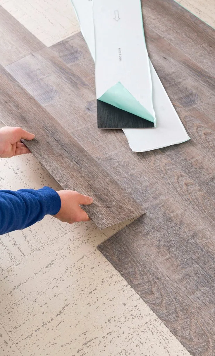 Style Selections 6-in x 36-in Driftwood Vinyl Plank Flooring, photo 3 of 7