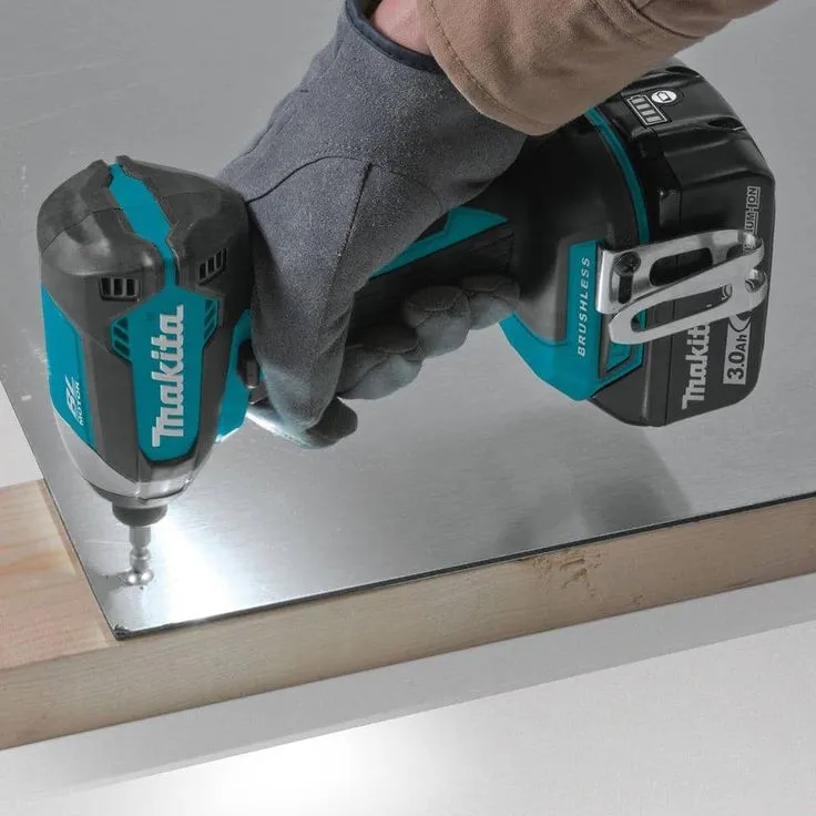 Makita 18-Volt LXT Lithium-ion Brushless Cordless 2-Piece Combo Kit 3.0Ah Driver-Drill/ Impact Driver, photo 8 of 8