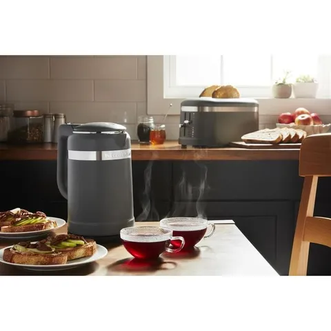 4-Slice Gray Toaster