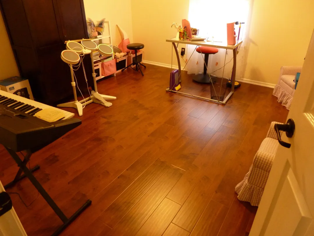 BuildDirect Belitung Amber 12mm 48" X 5.75" Laminate Flooring (18.96sq. ft. per box), photo 10 of 10