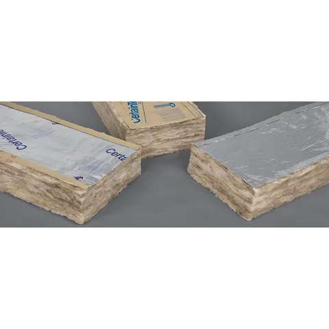 CertainTeed R-11 Kraft-Faced Fiberglass Batt/Roll Insulation – 16 in × 70 ft 6 in