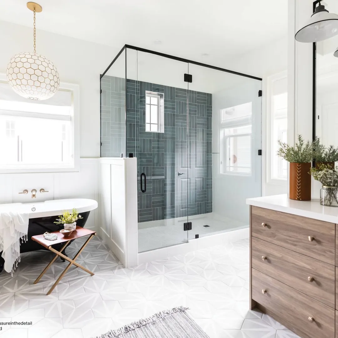Bedrosians Allora 8.5" x 10" Hexagon Porcelain Decorative Tile in Stella (12.67 SqFt/Ctn), photo 6 of 8