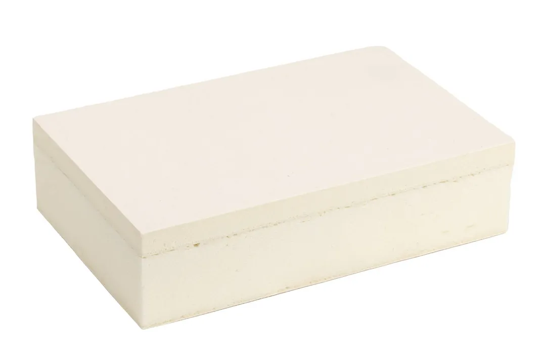 Elevate ISOGARD HD Cover Board, 1/2 in. x 4 ft. x 8 ft. Polyiso High-Density Roof Board, photo 2 of 2
