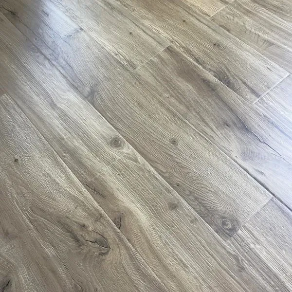 Outlast+ Golden Rustic Oak 12 mm T x 6.1 in. W Waterproof Laminate Wood Flooring (16.1 sqft/case), photo 4 of 5