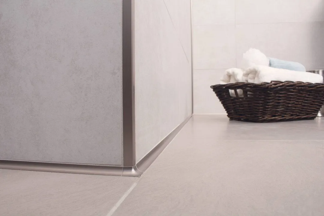 Schluter Systems DILEX-AHK 0.563-in W x 98.5-in L Beige Textured Color-Coated Aluminum Tile Edge Trim, photo 5 of 6