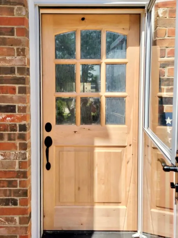 Krosswood Doors Krosswood 36 in. x 80 in. Rustic Knotty Alder Arch Top 9‑Lite Clear Glass with V-Panel Unfinished Wood Front Door Slab, photo 5 of 8
