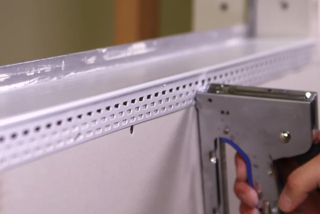 Trim-Tex Super L Bead 10 ft Vinyl Drywall Trim with 3-1/8 in. Return Leg, photo 5 of 5