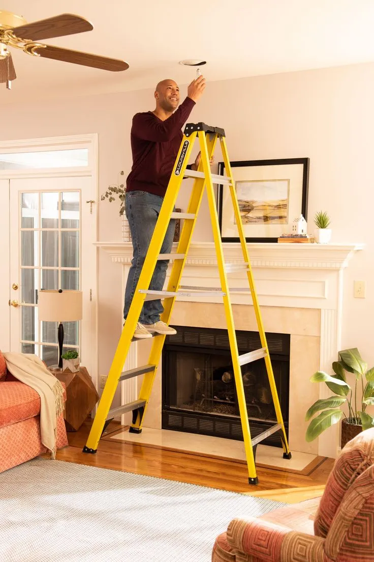 Louisville Ladder 8' Fiberglass Step Ladder, 12' Reach, 250 lbs Load Capacity, W-3118-08, photo 9 of 9