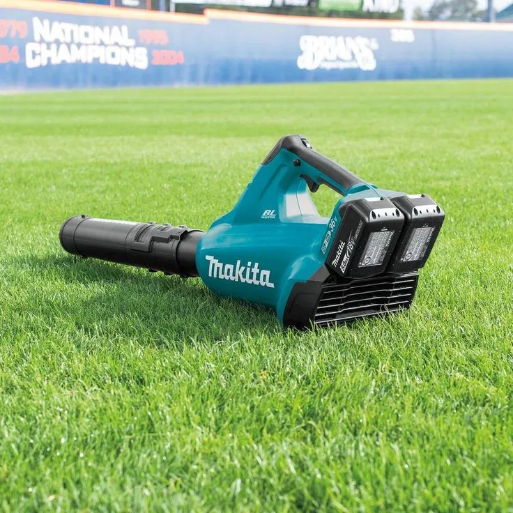 Makita 120 MPH 473 CFM 18-Volt X2 (36-Volt) LXT Lithium-Ion Brushless Cordless Blower Kit with 2 Batteries 5.0Ah and Charger, photo 2 of 10