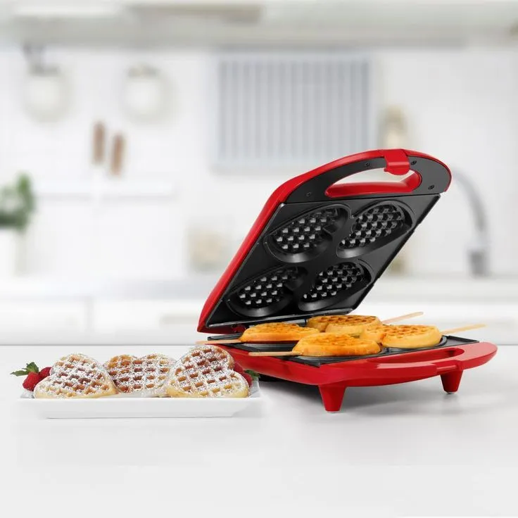 Heart-Shaped 4-Waffle Red American Waffle Maker with Recipe Booklet, photo 3 of 6