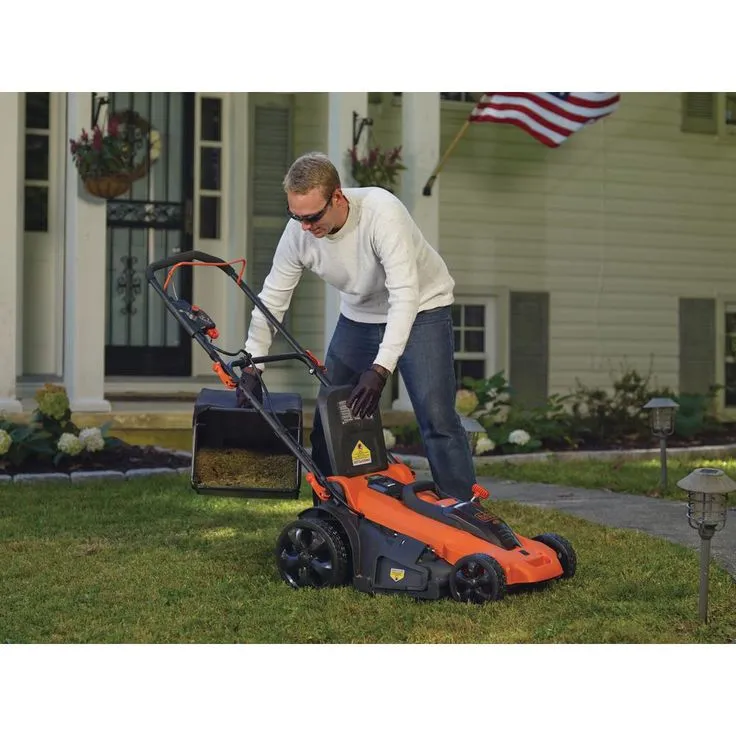 BLACK+DECKER 20 in. 40V MAX Lithium-Ion Cordless Walk Behind Push Mower with (2) 2.0Ah Batteries and Charger Included, photo 5 of 10