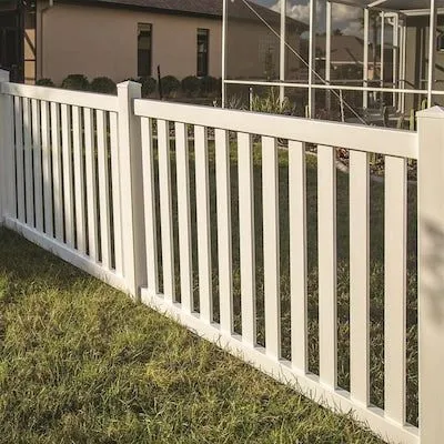Ready-to-Assemble Kewsick straight 4 ft high · 8 ft wide White Vinyl Fence Panel