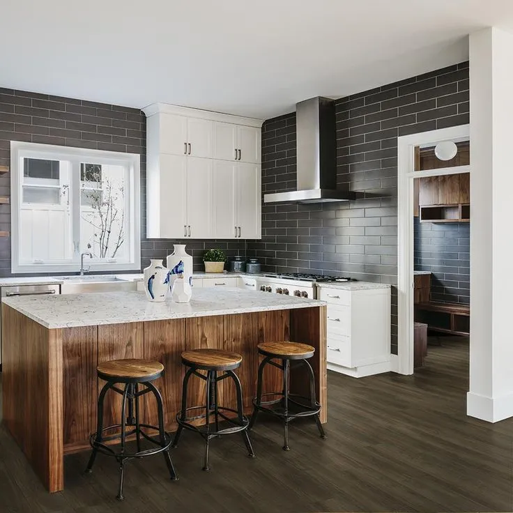 Mohawk 7-Piece 7.84-in x 47.8-in Ravens Peak Luxury Vinyl Plank Flooring, photo 4 of 4