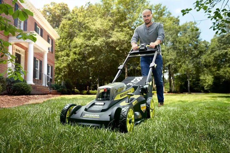 RYOBI 20 in. 40-Volt Brushless Lithium-Ion Cordless Self-Propelled Walk Behind Mower with 2 6.0 Ah Batteries, Charger Included, photo 2 of 8