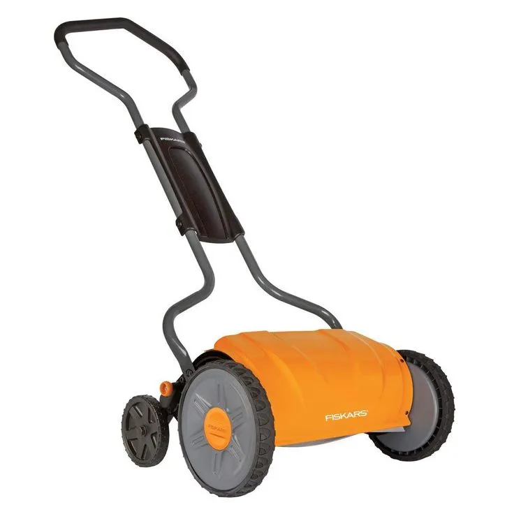 Fiskars StaySharp 17 in.  Manual Push Walk Behind Non-Electric Reel Mower, photo 6 of 7