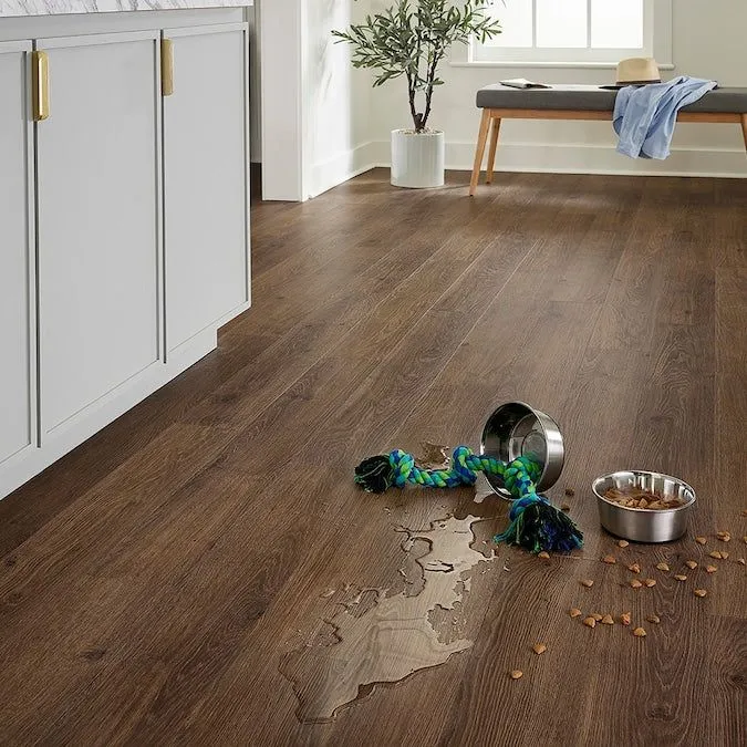 Pergo Pro +WetProtect Aventcross Oak Waterproof Laminate Flooring - 22.17 sq ft, photo 8 of 11