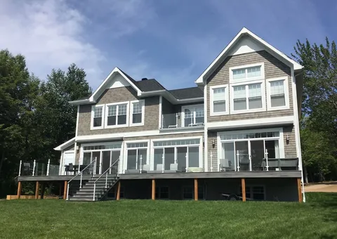 Beach House Shake Corners Pacifica 16"