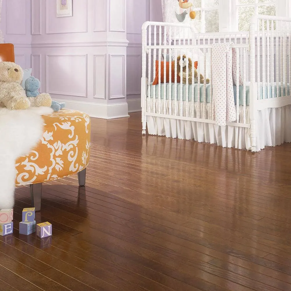 Blue Ridge Hardwood Flooring Bourbon Oak 3/4 in. T x 3 in. W Smooth Solid Hardwood Flooring (24 sq.ft./case), photo 2 of 9