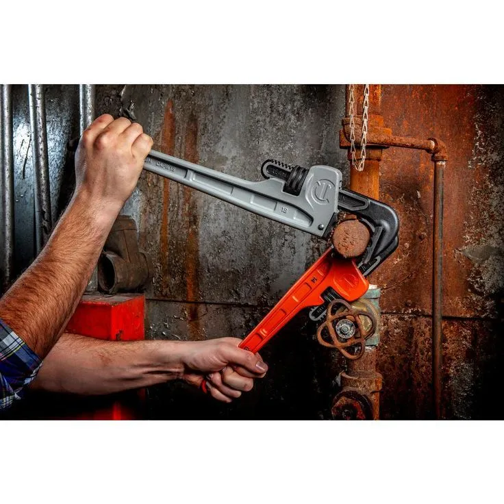 Crescent 18 in. Aluminum Pipe Wrench, photo 7 of 10