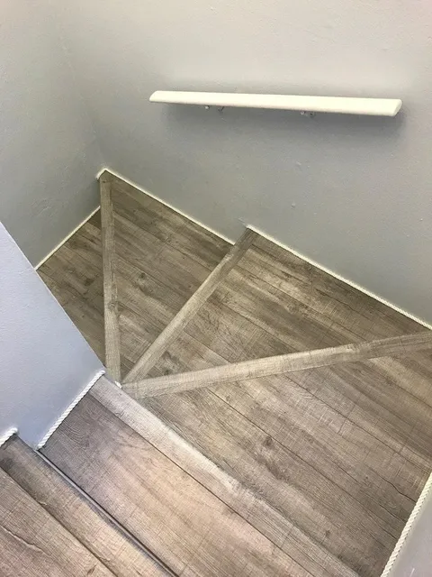 Bandsawn Malbec 12mm Laminate Flooring