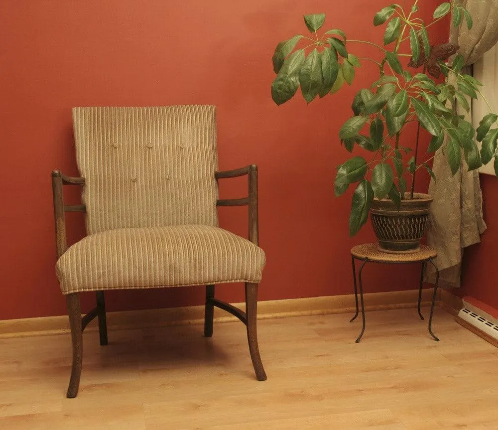 BuildDirect American Cherry 12mm 48" X 5" Laminate Flooring (16.6sq. ft. per box), photo 6 of 7