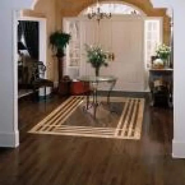 Bruce American Originals Carob Maple 3/8 in. T x 5 in. W T+G Smooth Engineered Hardwood Flooring (22 sq.ft./ctn), photo 3 of 3