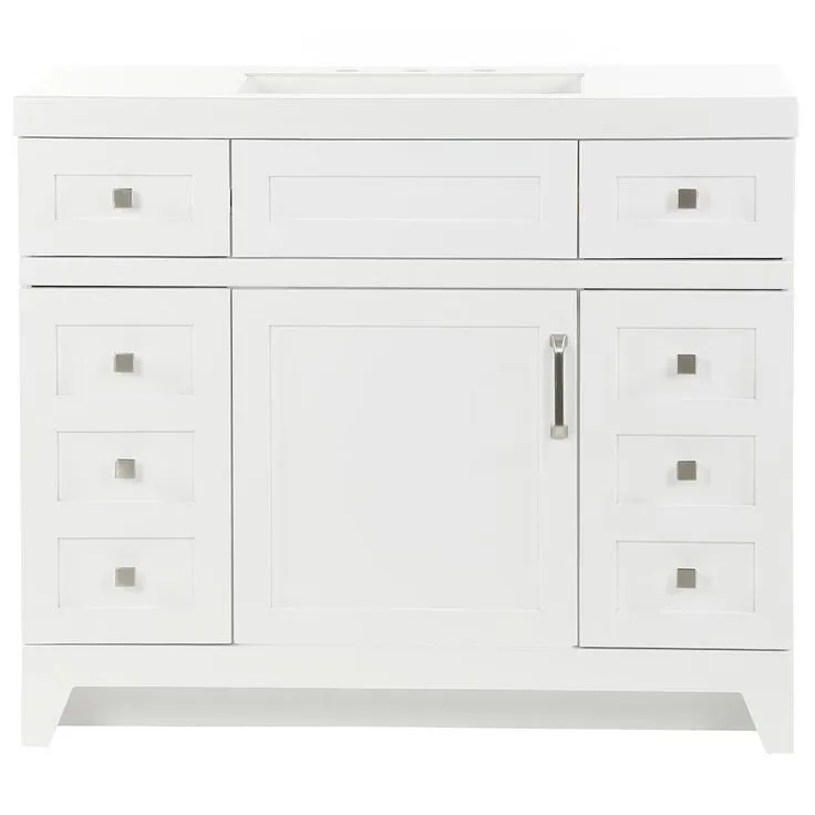 bath & fixtures, White, photo 2 of 3