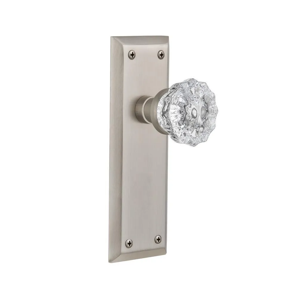 New York Plate 2-3/8 in. Backset Oil-Rubbed Bronze Privacy Bed/Bath Crystal Glass Door Knob, photo 14 of 17